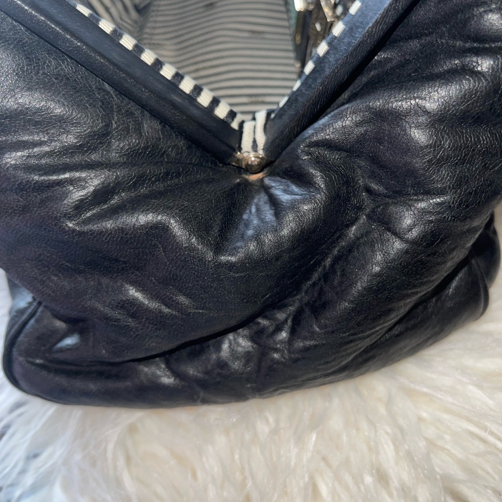 Authentic Black and cream L.A.M.B
Satchel Handbag by Gwen Stefani - Picture 12 of 14